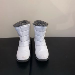 White Totes, size 8 (med)
